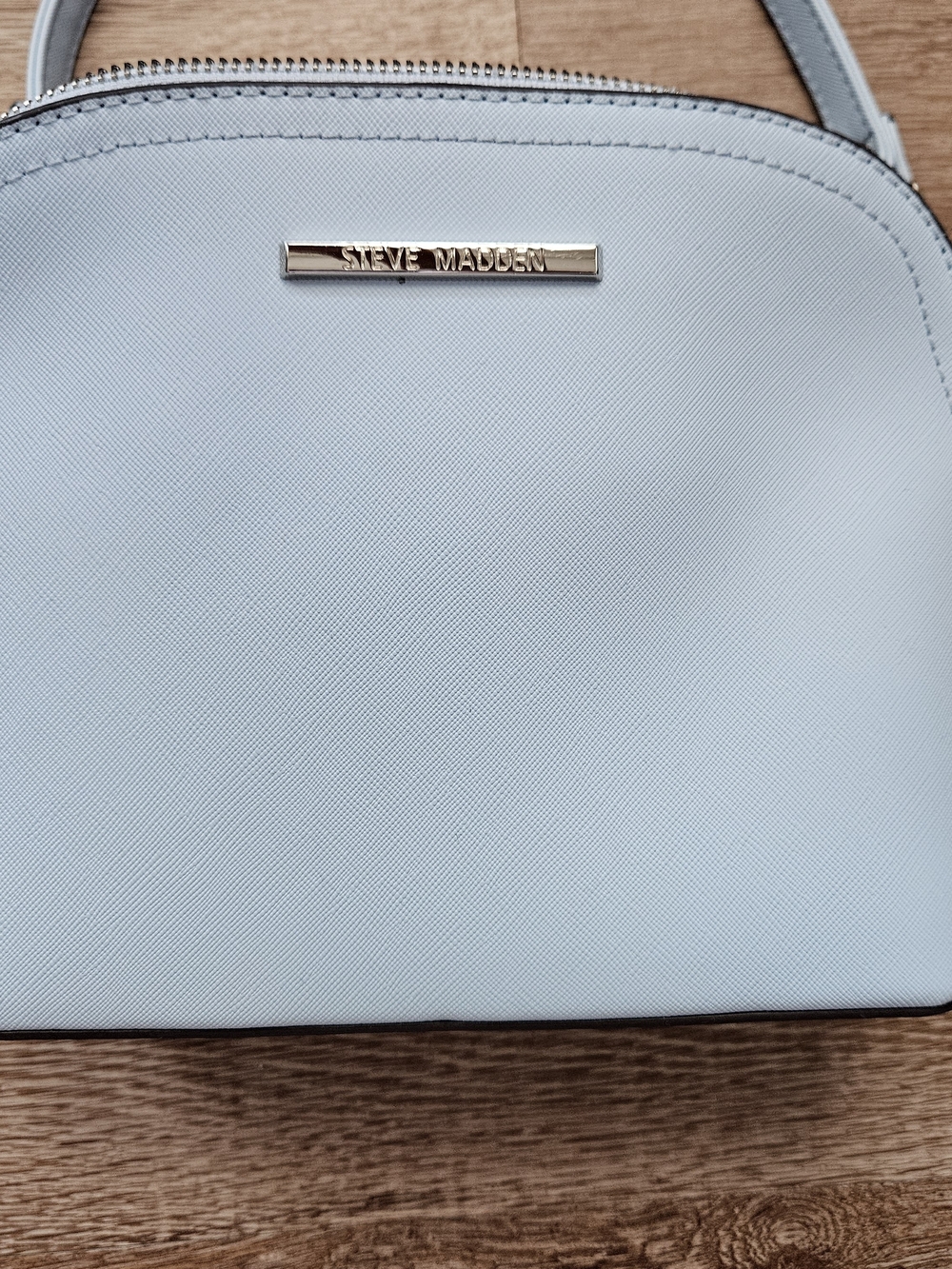 Steve Madden Light Blue Crossbody Bag with Silver Chain - Picture 2 of 8